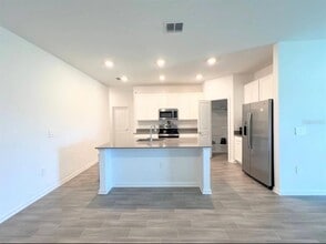 5421 Preserve Blvd in St. Cloud, FL - Foto de edificio - Building Photo