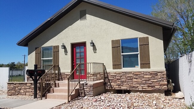 property at 457 N 400 W