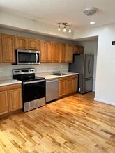 1004 North in Brockton, MA - Building Photo - Building Photo