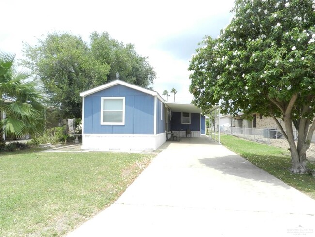 2113 Amy St in Mission, TX - Foto de edificio - Building Photo