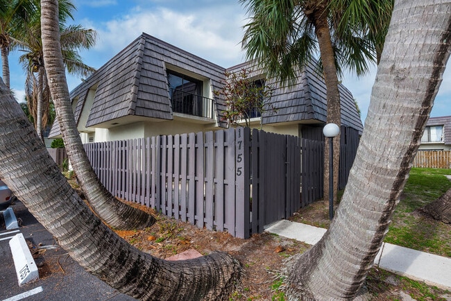 property at 1755 N Congress Ave