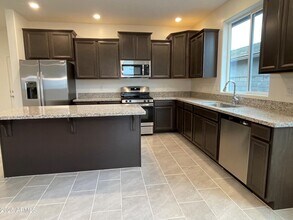 13233 W Buckskin Trl in Peoria, AZ - Building Photo - Building Photo