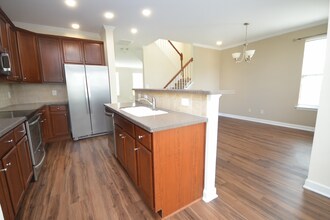 306 Bally Shannon Way in Apex, NC - Building Photo - Building Photo