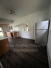 610 Jenkins Ave in Maysville, NC - Building Photo - Building Photo