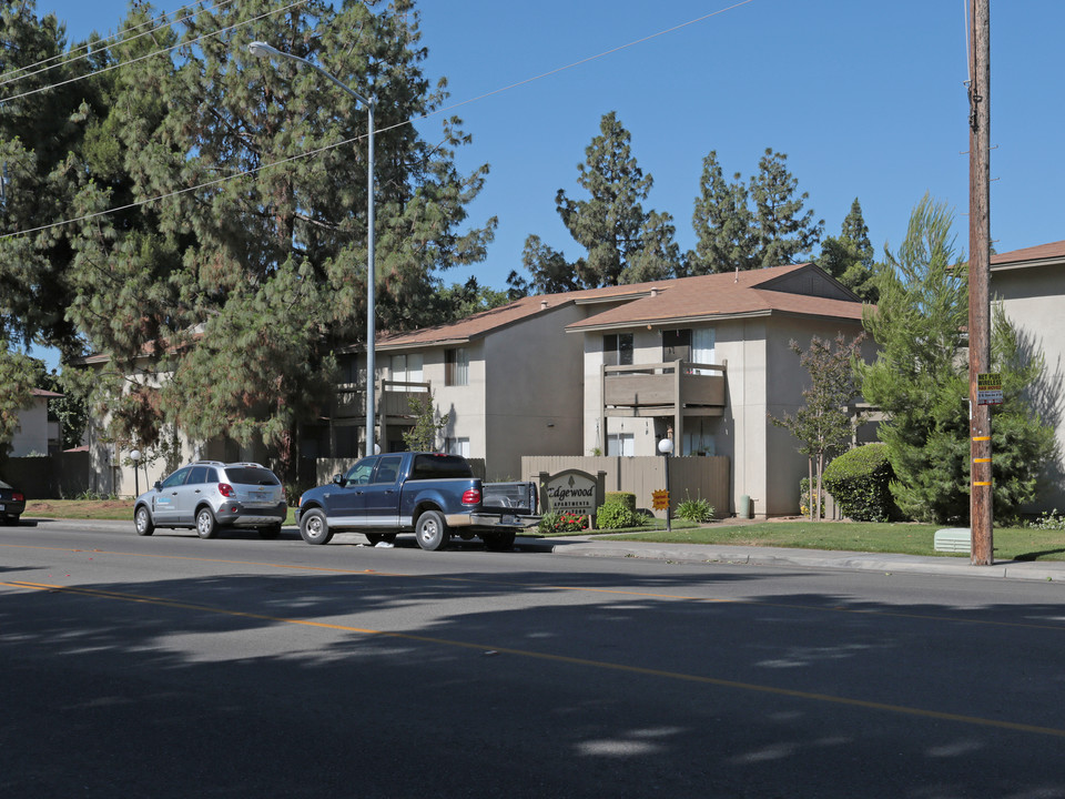 Edgewood Apartments in Clovis, CA - Building Photo