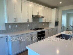 6872 Seraphina Dr in Tracy, CA - Building Photo - Building Photo