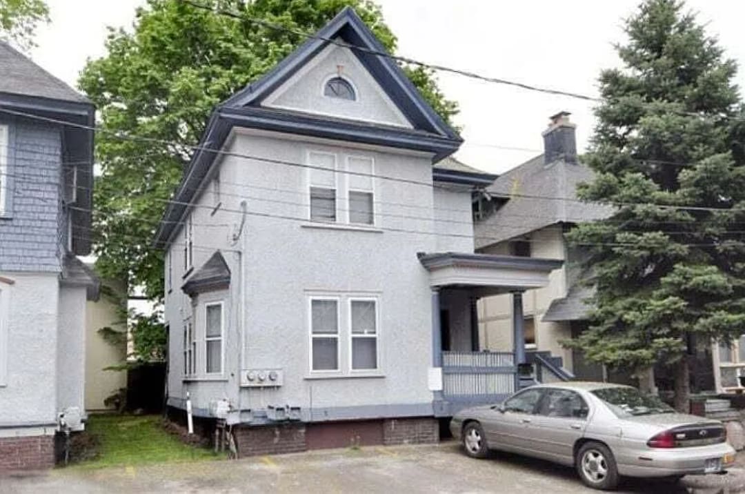 514 Walnut Ct, Unit 1 in Kalamazoo, MI - Foto de edificio