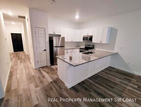 2224 Kenneth Ave S in Lehigh Acres, FL - Building Photo - Building Photo