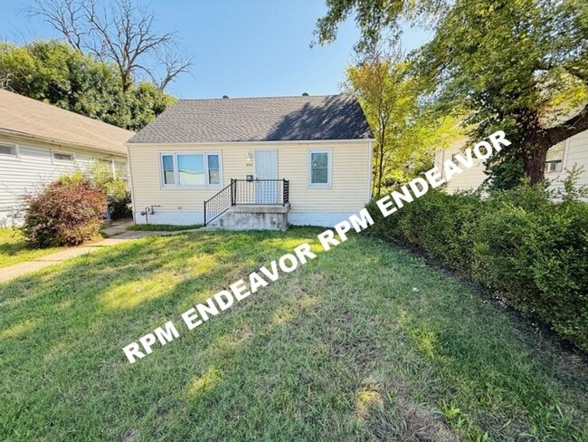 5754 Acme Ave in St. Louis, MO - Building Photo - Building Photo