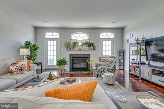 742 Collington Ct in Woodbridge, VA - Building Photo - Building Photo