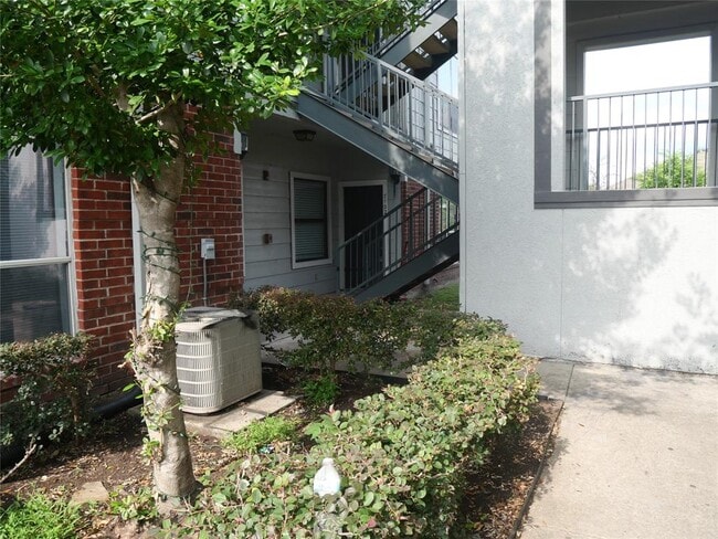 property at 6289 Wilcrest Dr