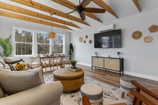 304 Tide St in Waveland, MS - Building Photo