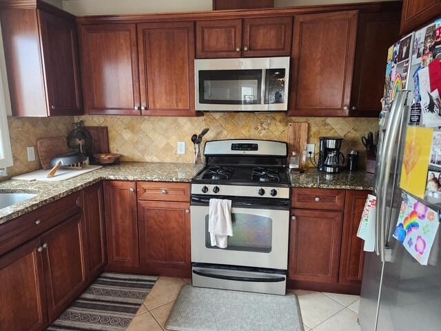 469 7th St, Unit A in Palisades Park, NJ - Building Photo