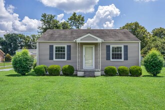 3179 Boyd Mill Ave in Franklin, TN - Building Photo - Building Photo