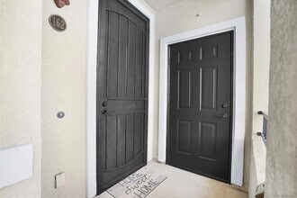 162 Via Montisi in Santee, CA - Building Photo - Building Photo