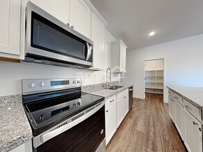 4218 S 105th Dr in Tolleson, AZ - Building Photo - Building Photo