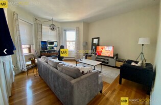 900 Boylston St, Unit #4 in Boston, MA - Building Photo