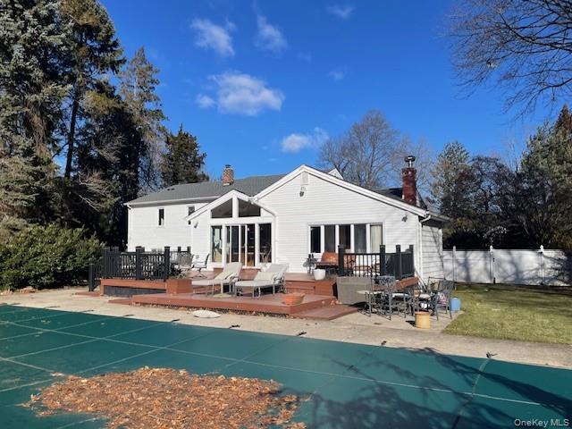 22 Emerald Ln in Huntington Station, NY - Building Photo - Building Photo