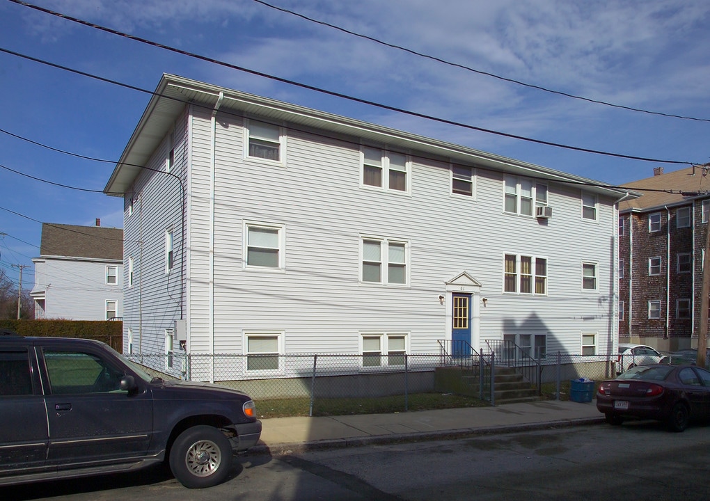 61-65 Bradford Ave in Fall River, MA - Building Photo