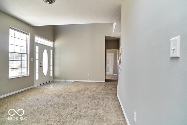 13092 Brookdale Dr in Fishers, IN - Building Photo - Building Photo