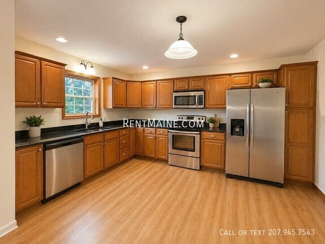 208 Western Ave, Unit 6