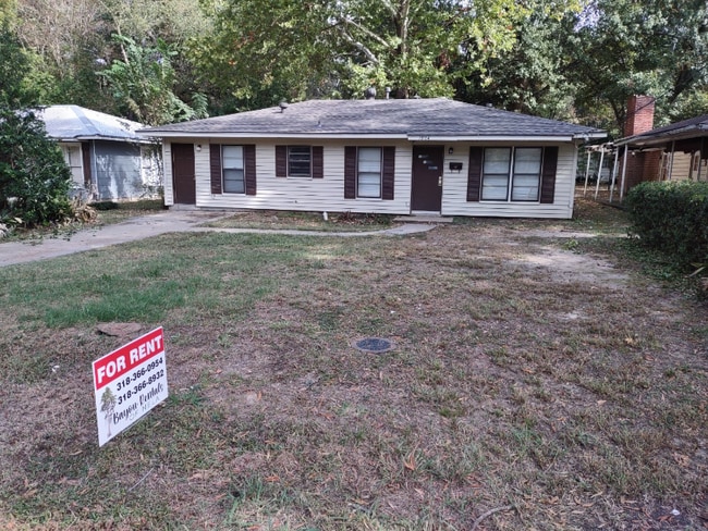property at 1904 N McGuire Ave