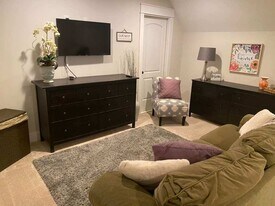 7441 River Rd, Unit 1 in Hanover, VA - Building Photo