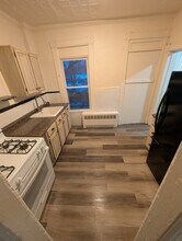 44 Benkard Ave, Unit 44 Benkard 2nd Floor in Newburgh, NY - Building Photo - Building Photo