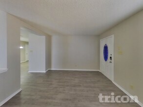 6714 Barton Rock Ln in San Antonio, TX - Building Photo - Building Photo