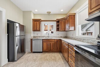 202 North St, Unit 1 in Salem, MA - Foto de edificio - Building Photo