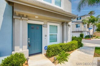2978 Beachwood Blf Wy in San Diego, CA - Building Photo - Building Photo