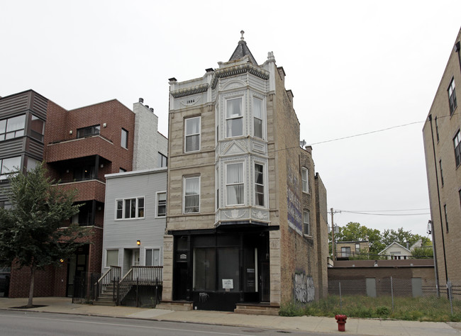 1829 N Milwaukee Ave in Chicago, IL - Building Photo - Other