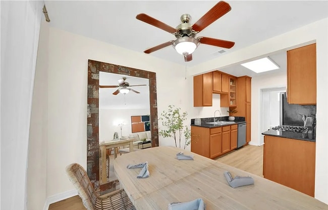 1490 W Lambert Rd in La Habra, CA - Building Photo - Building Photo