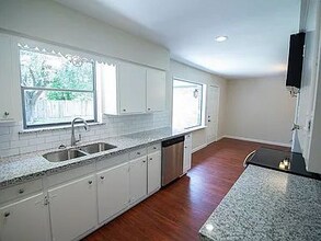 4310 Gallagher Dr in Houston, TX - Building Photo - Building Photo
