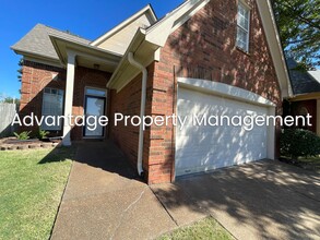 628 E Ashley Glen Cir in Memphis, TN - Building Photo - Building Photo