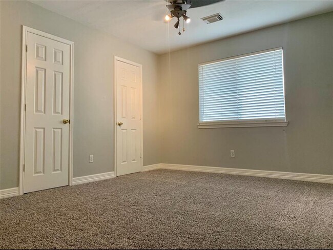 10918 S Falls Terrace