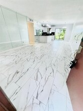 10850 W Flagler St in Miami, FL - Building Photo - Building Photo