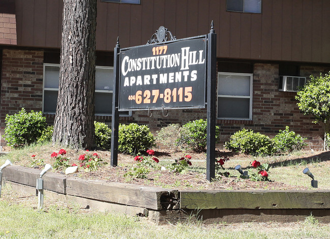 Constitution Hill Apartments in Atlanta, GA - Foto de edificio - Building Photo