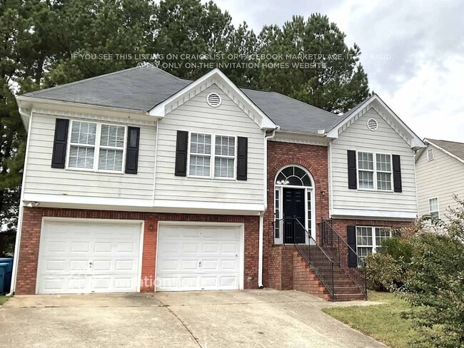 property at 421 Oak Vista Ct