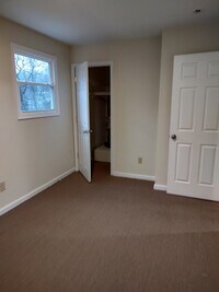 268 Lindsay Dr, Unit 3 photo'