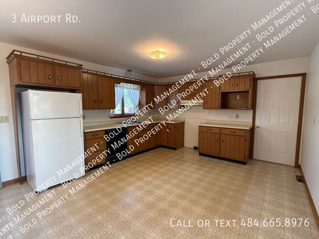 3 Airport Rd in Bethel, PA - Building Photo - Building Photo