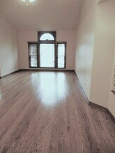 422 New York Ln in Elk Grove Village, IL - Building Photo - Building Photo
