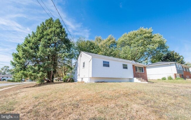311 Kerby Hill Rd in Fort Washington, MD - Building Photo - Building Photo