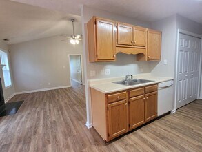 317 Buckeye Dr in Raeford, NC - Building Photo - Building Photo