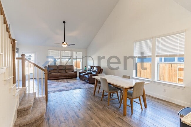 113 Redonda Dr in Liberty Hill, TX - Building Photo - Building Photo