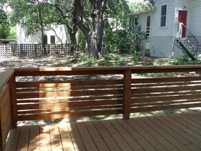 416 W Johanna St in Austin, TX - Building Photo - Building Photo