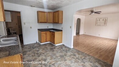 1801 Ribble St in Saginaw, MI - Building Photo - Building Photo