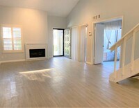 13014 Leader St photo'