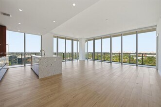 2678 Tigertail Ave in Miami, FL - Building Photo - Building Photo