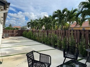 15830 SW 85th St in Miami, FL - Building Photo - Building Photo